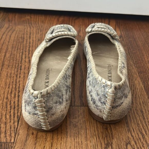 Jack Rogers Belle Buckle Python Printed Leather Flats Size 9.5 Cream Python - Picture 4 of 5